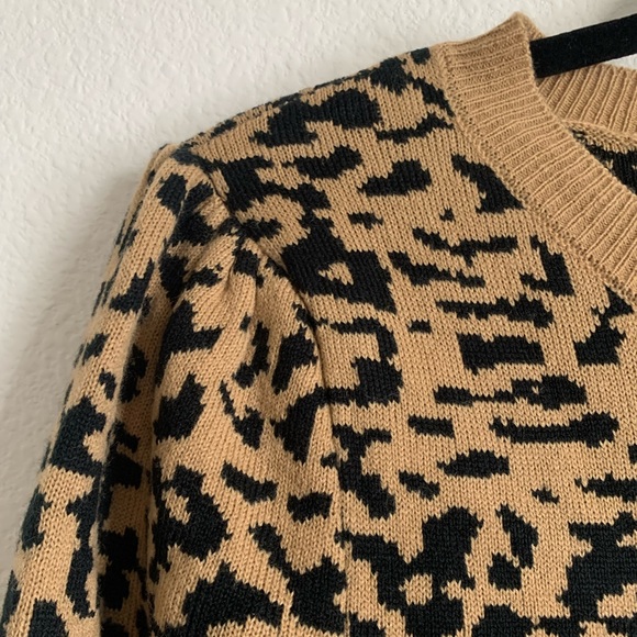 Cheetah Print Sweater Dress - Picture 4 of 5